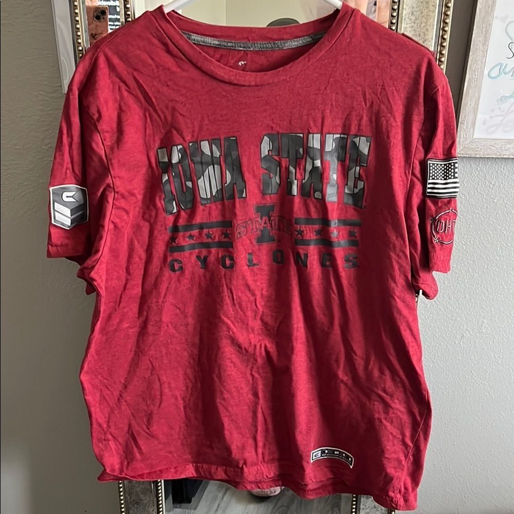 Iowa State cyclones colosseum athletics T shirt XL